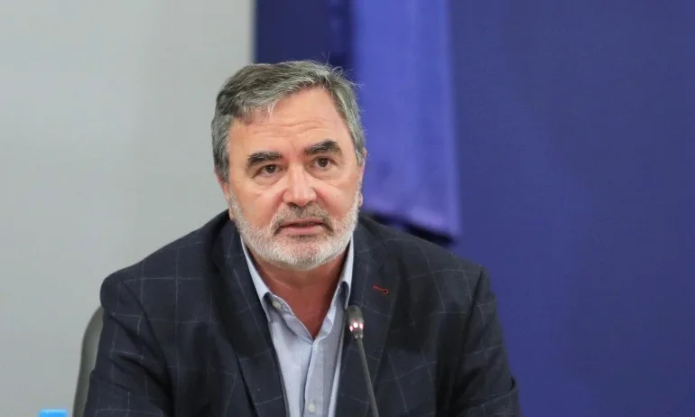 Ангел Кунчев: Вирусът удря там, където не се спазват правилата - Tribune.bg