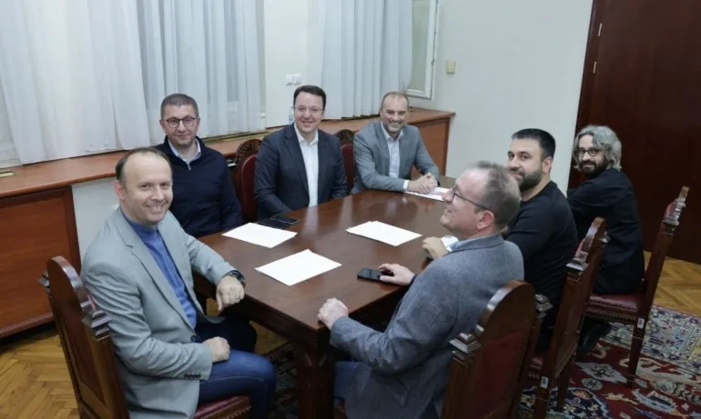 След оставката на Зоран Заев: ВМРО-ДПМНЕ с парламентарно мнозинство за кабинет - Tribune.bg