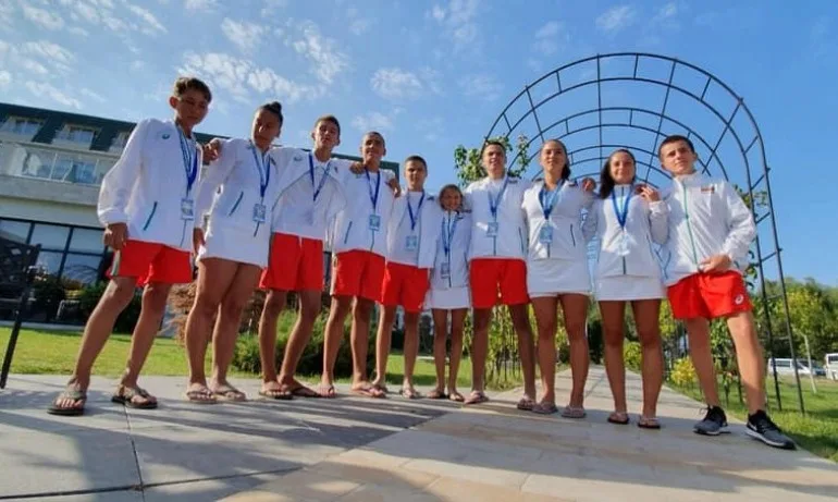 10 българи участват в първия европейски турнир по плажен тенис до 14 и 18 г. - Tribune.bg