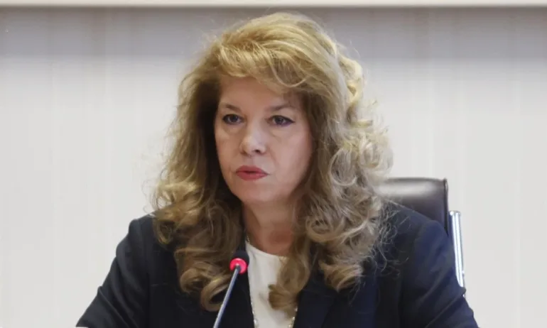Йотова изслушва кандидатите за ЦИК в петък - Tribune.bg