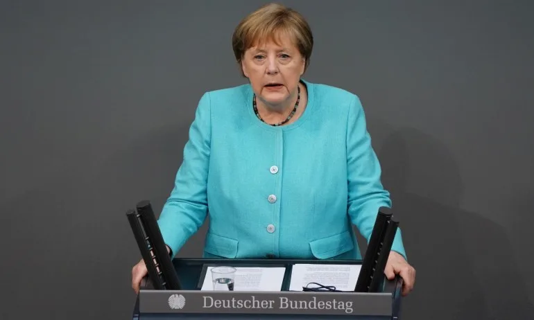Меркел: ЕС трябва да търси пряк контакт с Путин - Tribune.bg