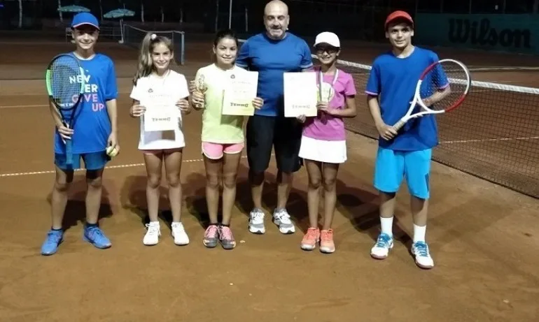 Александър Митов и Никол Иванова над всички в Радомир - Tribune.bg