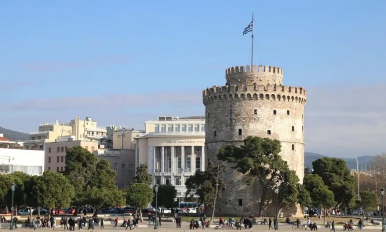 Пилотно: Затварят за автомобили крайбрежният булевард на Солун - Tribune.bg