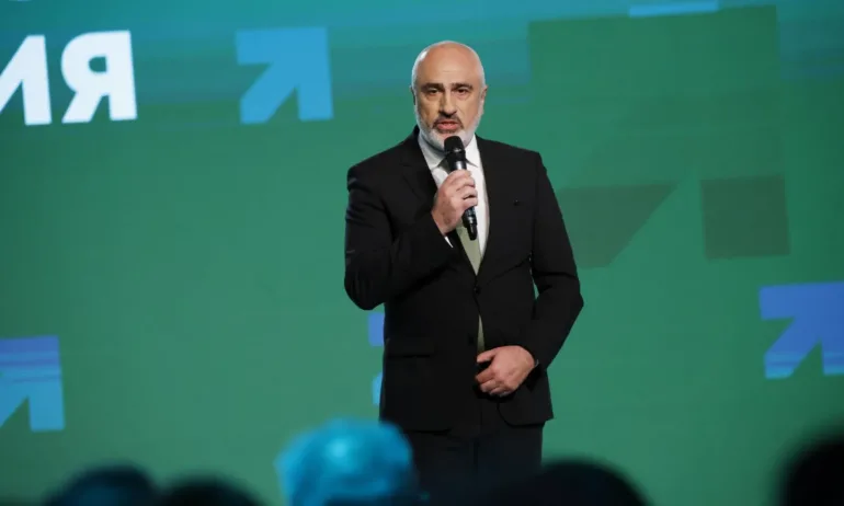 ПБ: Министърът на финансите всяка година ще определя заплатите на депутатите - Tribune.bg