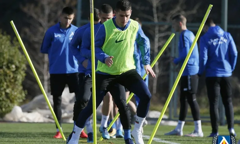 Левски поднови тренировки - Tribune.bg