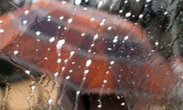 Дъжд и ниски температури ни очакват днес - Tribune.bg