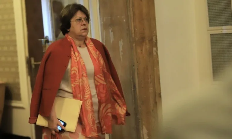 Татяна Дончева за ИТН: Хора, които ни се водят, ни се карат, ни знаят къде отиват, ни знаят каква работа са поели, нито имат идея как да я вършат - Tribune.bg