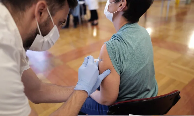 Дали ваксините да са задължителни обсъждат вирусолози и експерти от СЗО - Tribune.bg