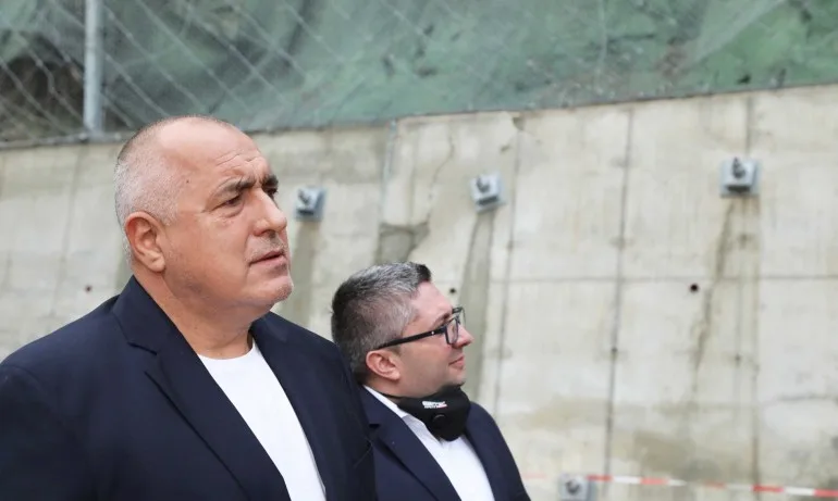 Премиерът провери пътя до Рилския манастир (ВИДЕО) - Tribune.bg