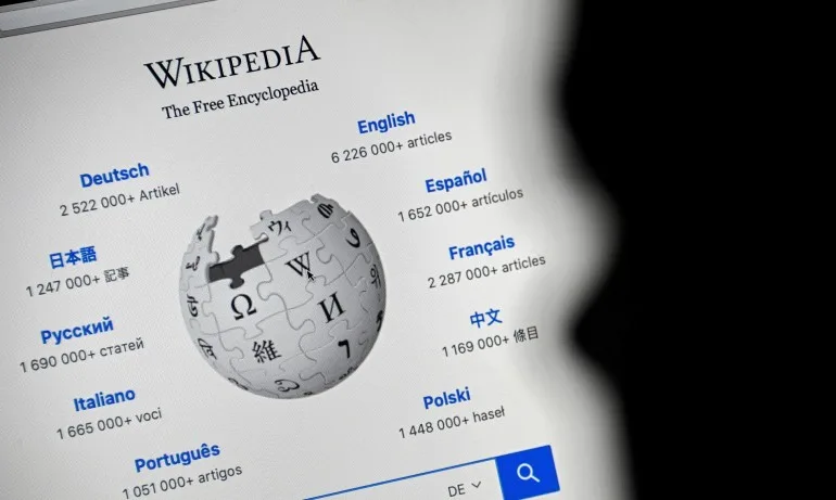 Един и същи редактор в Уикипедия правил профила на Пламен Николов и после добавил на Прокопиев, че е олигарх - Tribune.bg