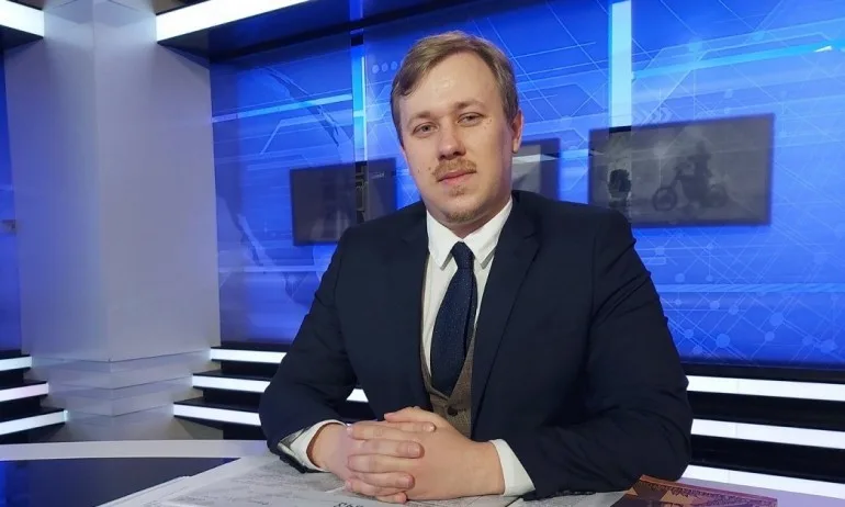 Интересно ще е становището на ЕК, включително на опита на Кирил Петков да назидава СГС - Tribune.bg