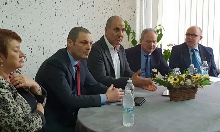 Цветанов: Въпреки фалшивите новини на нашите опоненти, държавата е стабилна, а резултатите са видими - Tribune.bg