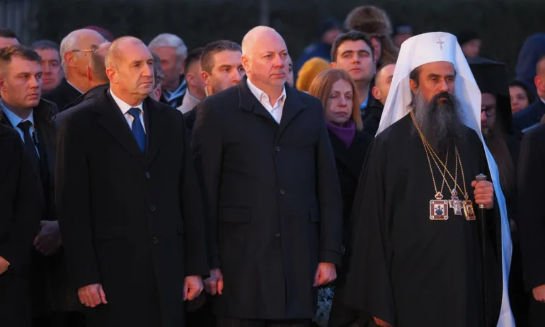 Радев: Живеем в разлома между стария и новия свят, разделен народ във време разделно - Tribune.bg