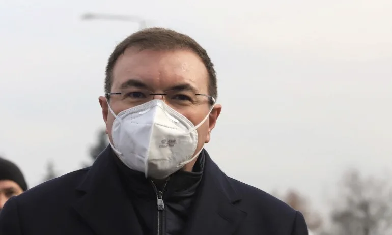 Министърът на здравеопазването: Не виждам основание работното време на ресторантите на Нова година да е до 00.30 ч. - Tribune.bg