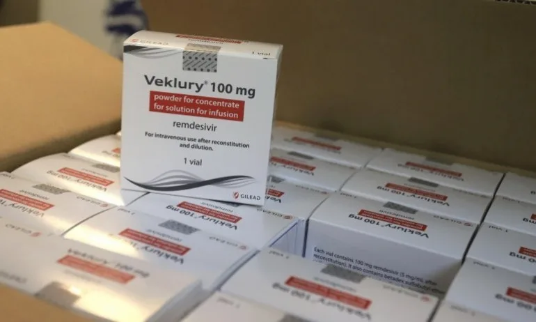 Със 72 флакона Ремдесивир срещу COVID-19 разполага Русе - Tribune.bg