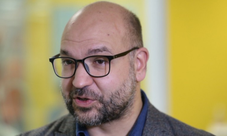 Панчугов: Правителството се е фокусирало върху задачата да оцелее, антикризисният пакет е пълен гаф - Tribune.bg