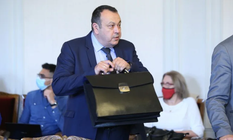 ДПС би подкрепило правителство на ИТН при ясни цели и приоритети, които съвпадат с техните - Tribune.bg