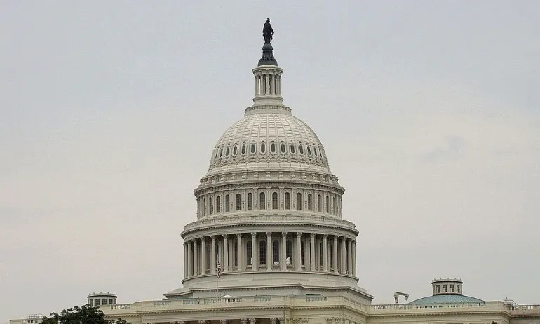 В САЩ гласуваха против извънредното положение на Тръмп - Tribune.bg