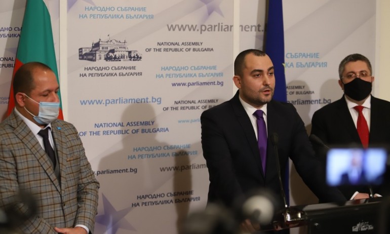 ГЕРБ: 40 мнл. лева са платени през последните месеци по ин хаус процедури за АМ Хемус (ВИДЕО) - Tribune.bg