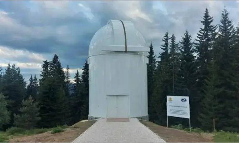 Откриха новия роботизиран телескоп в астрономическа обсерватория Рожен - Tribune.bg
