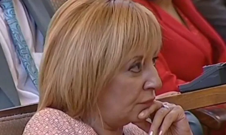 Колтуклиева: Нима някой още има съмнения за това каква пасмина, всъщност, е президентското братство на почтените - Tribune.bg