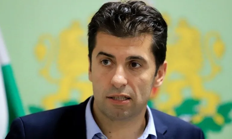 Блиц: Двете лица на министър Кирил Петков - Tribune.bg