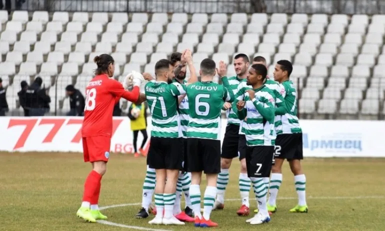 16 заразени с COVID-19 в Черно море! - Tribune.bg