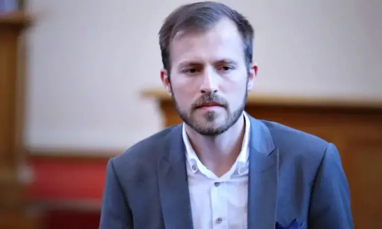 Искрен Митев пред Tribune.bg: Резултатите на редовното правителство са факт и не могат да бъдат пренебрегнати - Tribune.bg