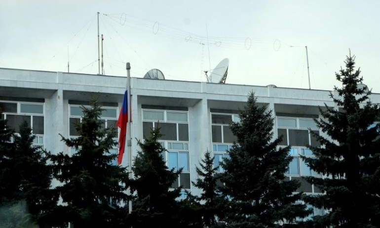 Руското посолство към Петков за Турски поток: Безпочвени нападки - Tribune.bg