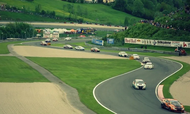 Министерството на младежта и спорта даде лиценз на нова федерация по автомобилен спорт - Tribune.bg