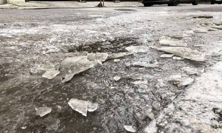 От минус 9 до минус 15 градуса показват термометрите в София - Tribune.bg