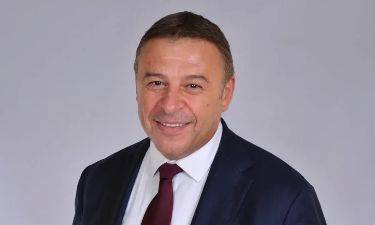 Д-р Атанас Камбитов: Ще подменим ВиК мрежата в централната градска част на Благоевград - Tribune.bg