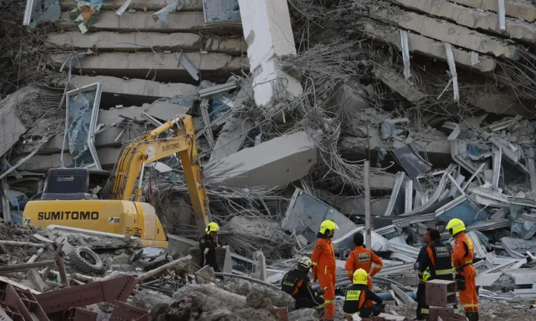 ЕС е готов да окаже помощ след силния трус в Мианмар - Tribune.bg