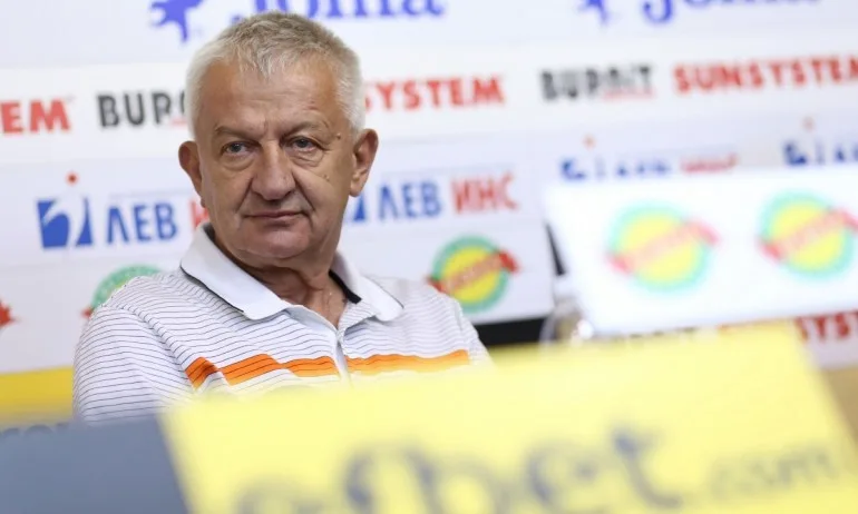 Крушарски: Локомотив може да диша спокойно през следващите 50 години - Tribune.bg