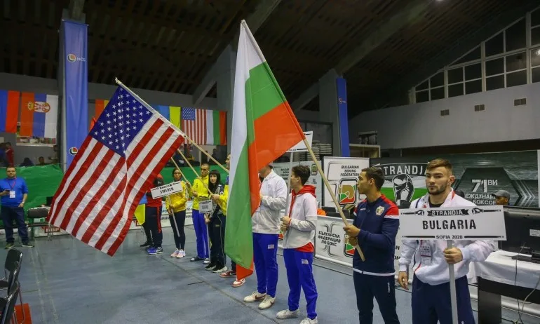 Министър Кралев откри 71-ото издание на боксовия турнир за Купа Странджа - Tribune.bg