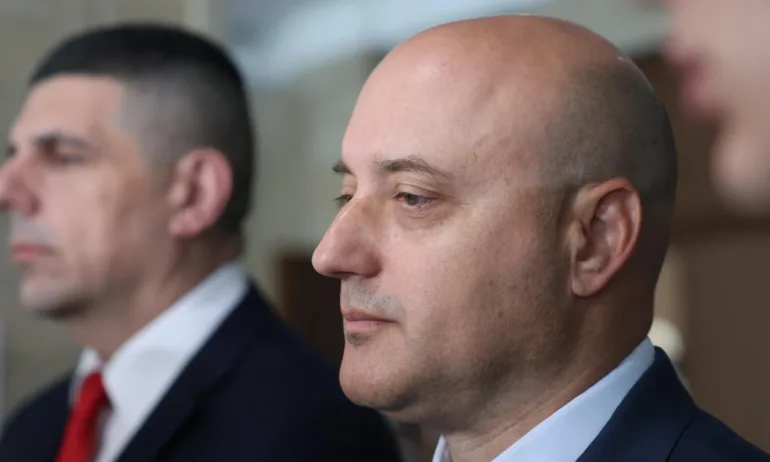 Атанас Славов вижда Андрей Гюров като най-подходящ за служебен премиер - Tribune.bg