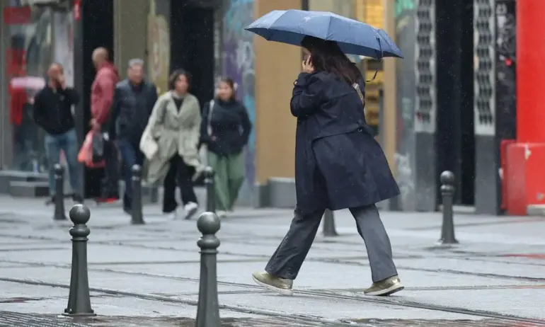 Жълт код: И днес ни очакват валежи, гръмотевични бури и градушки - Tribune.bg