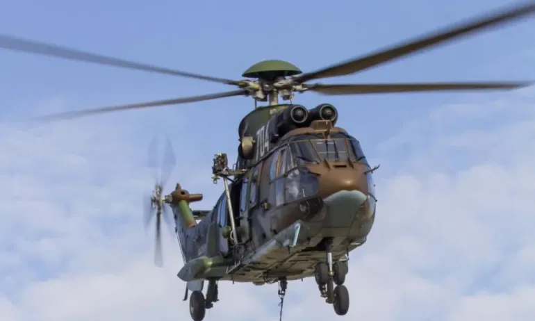 Военен хеликоптер се включи в гасенето на пожара в Рила - Tribune.bg