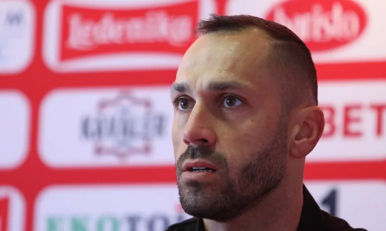 Двама играчи на ЦСКА са заразени с коронавирус - Tribune.bg