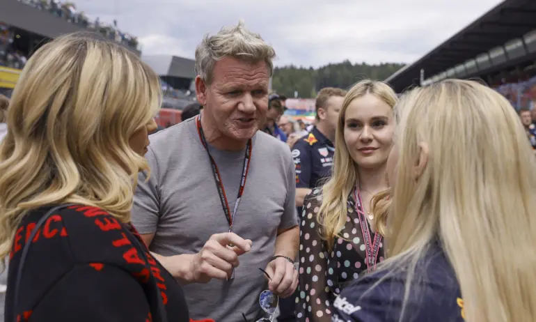 Гордън Рамзи строг към децата си: Трябва да пестят пари - Tribune.bg