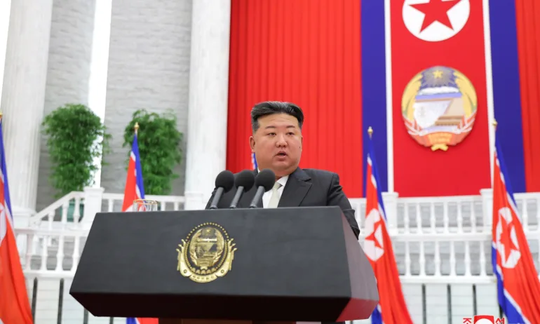 Ким Чен Ун нареди масово производство на дронове - камикадзе - Tribune.bg