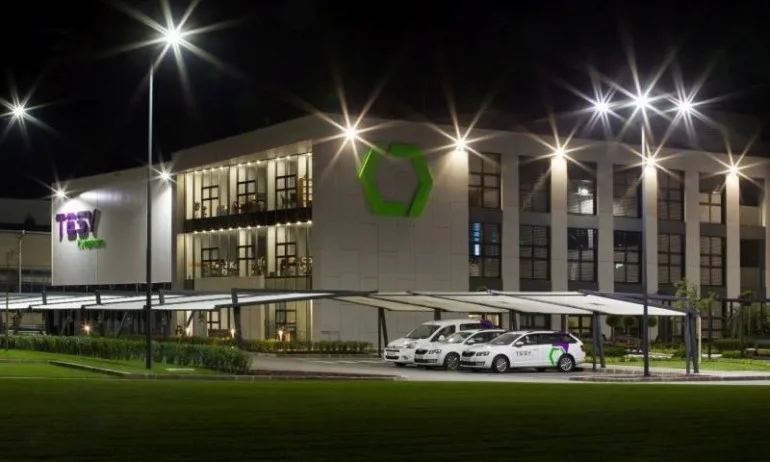 Фикосота и Теси създават фонд Помогни сега за борба с коронавируса - Tribune.bg