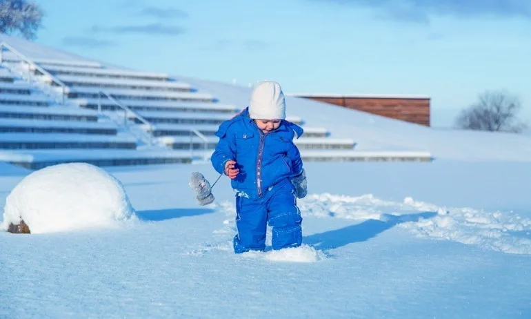НОИ изплаща по-рано детските надбавки - Tribune.bg