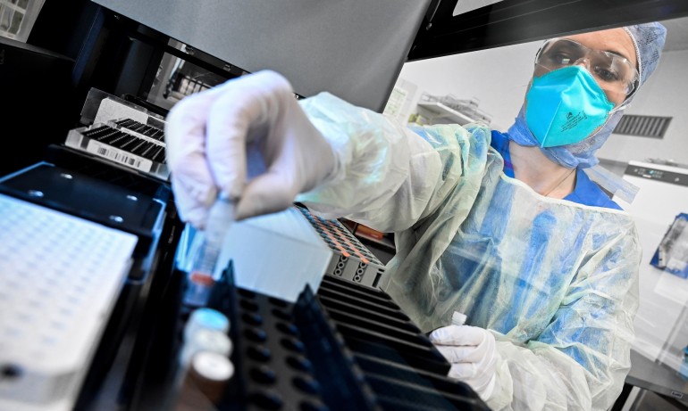 1539 новозаразени с COVID-19 у нас за изминалото денонощие, 45 са починалите (ОБНОВЕНА) - Tribune.bg