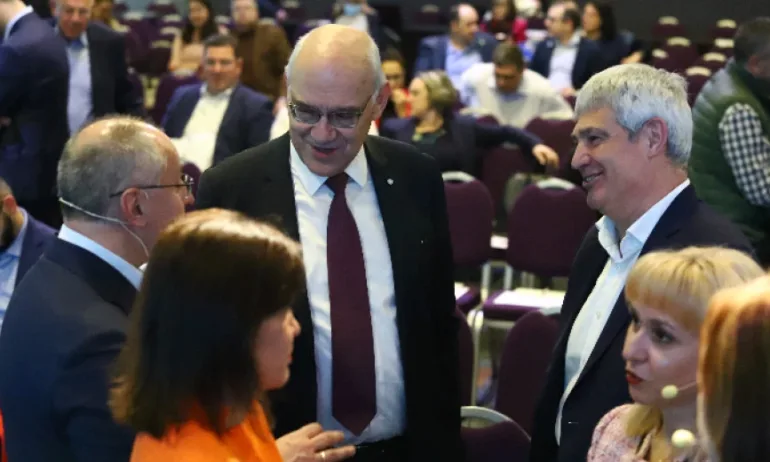 Въвеждат социална тарифа за енергийно бедните домакинства - Tribune.bg