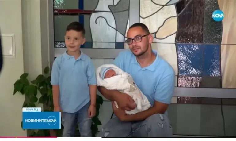 Изписаха бебето, чиято майка почина след раждане в Русе - Tribune.bg