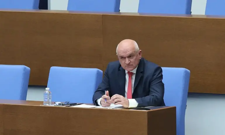 Димитър Главчев: Първите 39 млн. лева са преведени по сметките на висшите училища - Tribune.bg