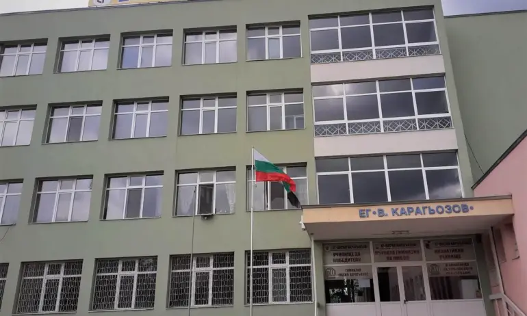 Слух за преструктуриране на езиковата гимназия в Ямбол предизвика остри обществени реакции - Tribune.bg