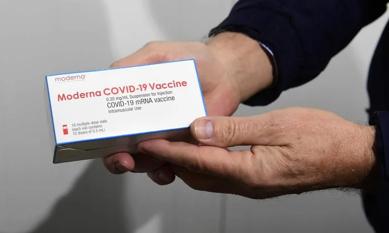 Първите доставки от ваксината на Модерна пристигат утре у нас - Tribune.bg