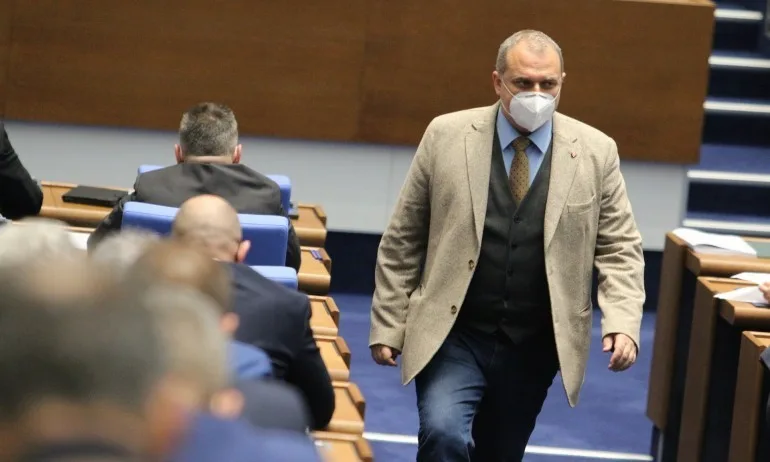 ВМРО: Няма да допуснем гласуване по пощите, както и увеличаване на секциите в Турция - Tribune.bg